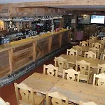 Logis Restaurant U'fredy 酒店 2*