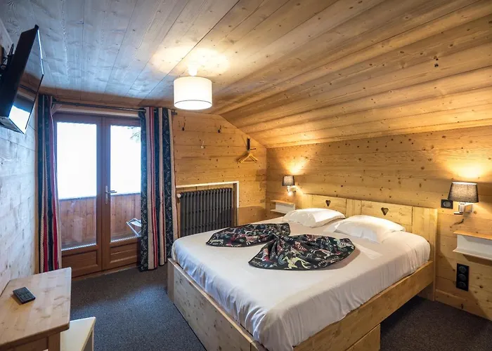 Hotel Logis Restaurant U'fredy La Clusaz